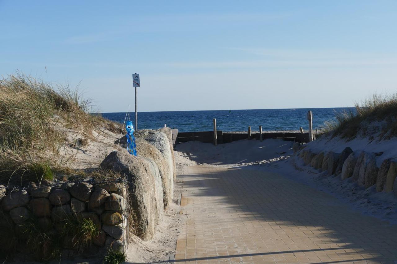 Luv Apartment Fehmarn Bagian luar foto